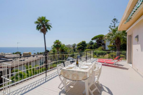 Tre Ponti Panoramic Seaview Apartment, San Remo